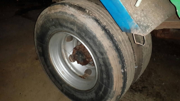 ขายรถ6ล้อร็อกกี่FRRเครือง175แรงม้ายาง5.50เมตรยางเลเดียล