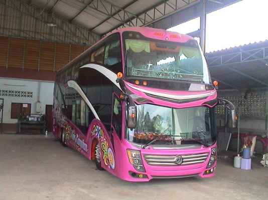 ขายรถบัสแป็ดล้อต่อใหม่ Benz