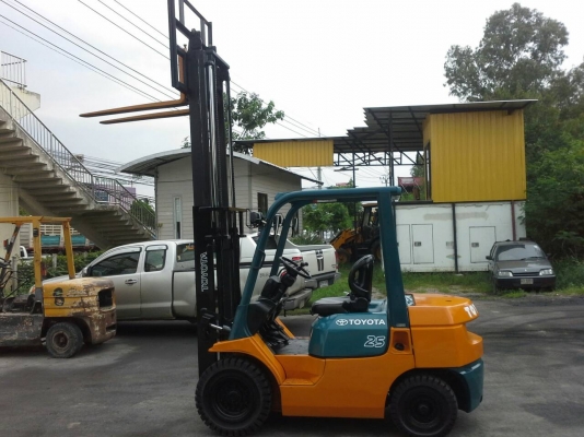 TOYOTA 7FD25ขนาด2.5ตัน เสาสูง3เมตร เกียร์ออร์โต้ เครื่องยนต์ดีเซล1DZ2ยางตันใหม่4เส้น รับประกันเครื่องเกียร์