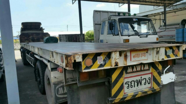 ขายด่วนครับ หัวลาก ISUZU GXZ 320 ปี 46 พร้อม หางพื้นเรียบ 2เพลา พร้อมใช้งานครับ