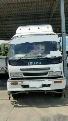 ขายด่วนครับ หัวลาก ISUZU GXZ 320 ปี 46 พร้อม หางพื้นเรียบ 2เพลา พร้อมใช้งานครับ