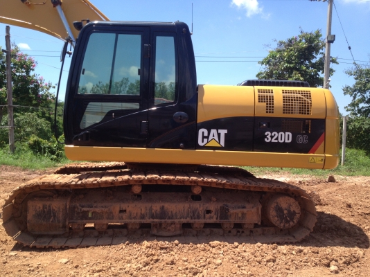 ขายรถแม็คโคร   รุ่น  320 GC