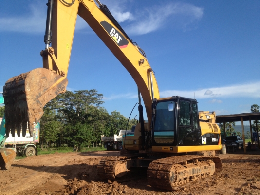 ขายรถแม็คโคร   รุ่น  320 GC