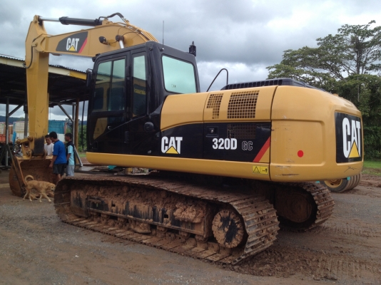 ขายรถแม็คโคร   รุ่น  320 GC