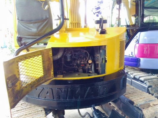 ขายแบคโฮ Yanmar PC50 สีเหลือง(เจ้าของขายเอง)