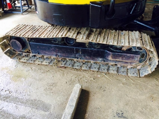 ขายแบคโฮ Yanmar PC50 สีเหลือง(เจ้าของขายเอง)