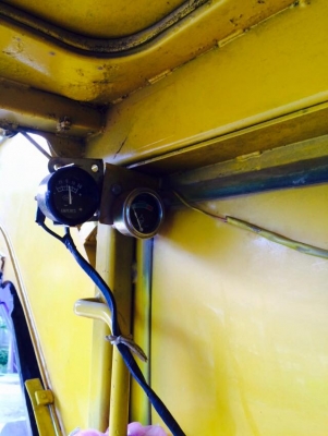 ขายแบคโฮ Yanmar PC50 สีเหลือง(เจ้าของขายเอง)