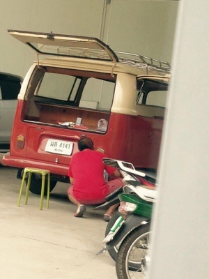 ขายแตงโมไฟเลี้ยวล่าง