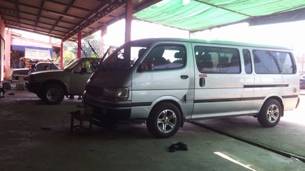 ขายรถตู้ช่วงยาวปี97 ดีเซล
