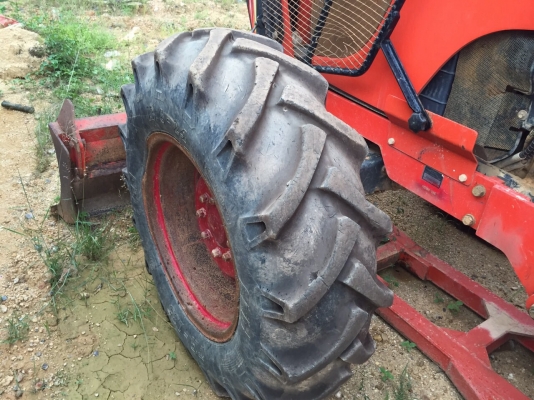 ขายรถไถ KUBOTA M105S เครื่อง 105แรงม้า 3449ชั่วโมง เล่มทะเบียน สนใจโทร 081-970-1072