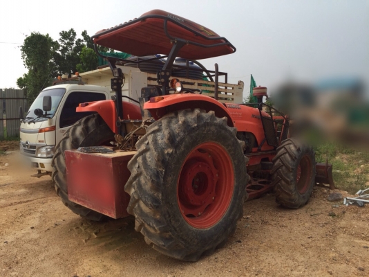 ขายรถไถ KUBOTA M105S เครื่อง 105แรงม้า 3449ชั่วโมง เล่มทะเบียน สนใจโทร 081-970-1072 ขายรถไถ KUBOTA M105S เครื่อง 105แรงม้า 3449ชั่วโมง เล่มทะเบียน สนใจโทร 081-970-1072