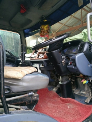 ขายด่วนHINOMEGA260สองเพลาดั้มลูกไม่ดั้ม สภาพพร้อมใช้ราคาไม่แพงจัดจัดแนนท์ได้โทร0843923995