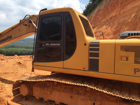 PC200-6 ปี2001(2544) สเปคซี C11284...เอกสารเล่มทะเบียน รถสวย...