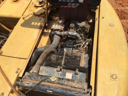 PC200-6 ปี2001(2544) สเปคซี C11284...เอกสารเล่มทะเบียน รถสวย...