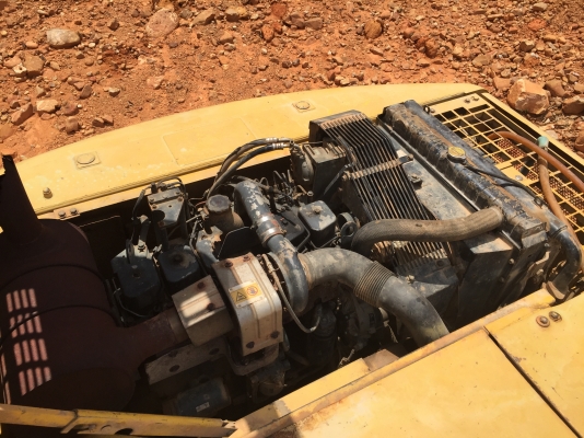 PC200-6 ปี2001(2544) สเปคซี C11284...เอกสารเล่มทะเบียน รถสวย...