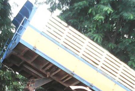 **ดาวน์ 250,000 บ.ต่อรอง/// 10ล้อ2เพลาดั้ม HINO F-18 185HP **ขายดาวน์ เปลี่ยนสัญญาส่งต่อ HINO F-18 10ล้อ2เพลาดั้มเกษตร พร้อมใช้งาน HINO FM187LA HO7C-185HP เครื่องเดิม เกียร์เดิม เครื่องดี แน่นดี ครับ เกียร์ดี ไม่หลุดครับ ช่วงล่างเดิม แน่นดีครับ คัสซีดี สว **ดาวน์ 250,000 บ.ต่อรอง/// 10ล้อ2เพลาดั้ม HINO F-18 185HP **ขายดาวน์ เปลี่ยนสัญญาส่งต่อ HINO F-18 10ล้อ2เพลาดั้มเกษตร พร้อมใช้งาน HINO FM187LA HO7C-185HP เครื่องเดิม เกียร์เดิม เครื่องดี แน่นดี ครับ เกียร์ดี ไม่หลุดครับ ช่วงล่างเดิม แน่นดีครับ คัสซีดี สว