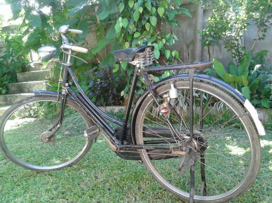 ขายรถจักรยานโบราณแบบผู้หญิงขอบ 28 นิ้ว