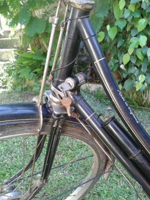 ขายรถจักรยานโบราณแบบผู้หญิงขอบ 28 นิ้ว