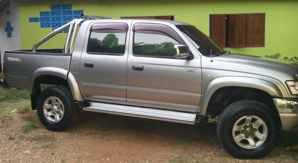 ขายTOYOTA Tiger D4D สภาพสวย ติดต่อ คุณศานิต 081-7657027, 089-9788899