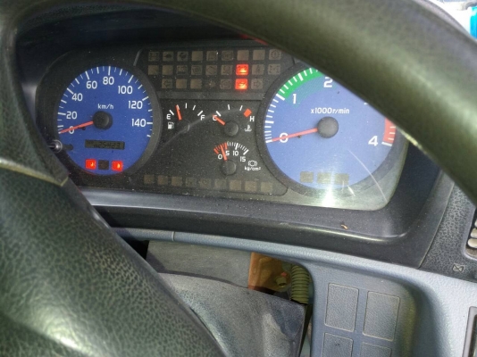 ขายHINOMACA220hpเครน5T UNICท้องV6เหลี่ยม4ปลอก3ชักยาว6409คุณ อ๊อฟ  086-737-9991