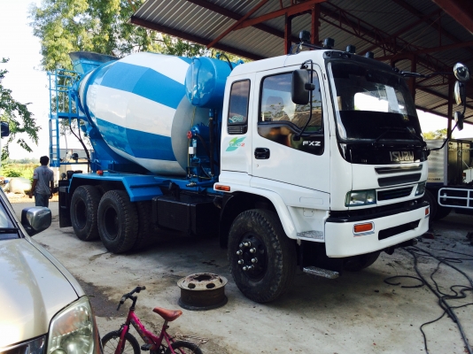 รถโม่ 10 ล้อ โม่ 7 คิว เครื่อง 6SD1 270 แรงม้า