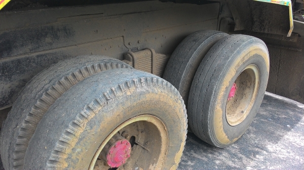 ขายสิบล้อHINOFM3Hสองเพลาดั้ม