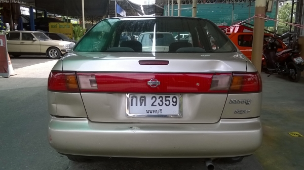 nissan  sunny  ปี 1997 เครื่อง1.6 เกียร์ออโต้ ติดแก็ซ lpg พร้อมใช้งาน