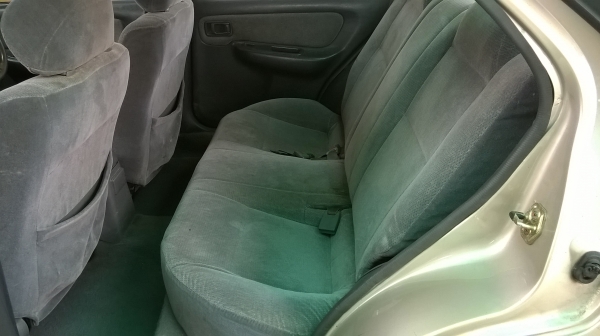 nissan  sunny  ปี 1997 เครื่อง1.6 เกียร์ออโต้ ติดแก็ซ lpg พร้อมใช้งาน