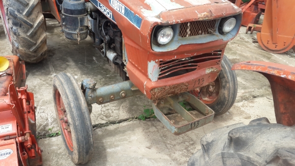 ขายรถเก่านอกแมสซี่210 + คูโบต้าเก่านอกL3001