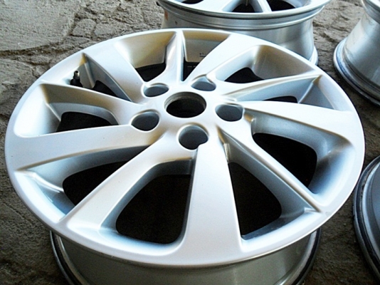 แม็กขอบ16แท้ - 5รู114 สวยใหม่กริ๊บ สภาพป้ายแดง(4วง 4,500บ.) แม็กขอบ16แท้ - 5รู114 สวยใหม่กริ๊บ สภาพป้ายแดง(4วง 4,500บ.)