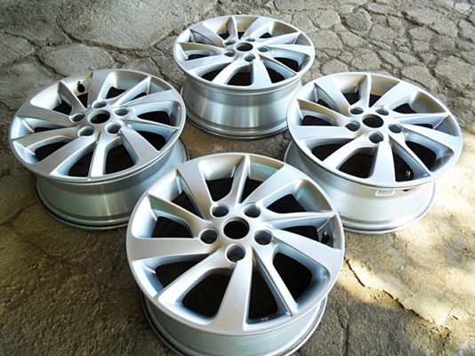 แม็กขอบ16แท้ - 5รู114 สวยใหม่กริ๊บ สภาพป้ายแดง(4วง 4,500บ.)