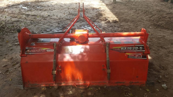 ขายรถไถ KUBOTA L3608 ปี 55 ใช้งานน้อยแค่ 1,000 ชม. เอกสารเล่มทะเบียนครบ อุปกรณ์มีโรตารี่ ผาน 5 และผานดันหน้าครับ