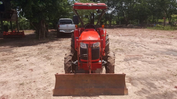 ขายรถไถ KUBOTA L3608 ปี 55 ใช้งานน้อยแค่ 1,000 ชม. เอกสารเล่มทะเบียนครบ อุปกรณ์มีโรตารี่ ผาน 5 และผานดันหน้าครับ