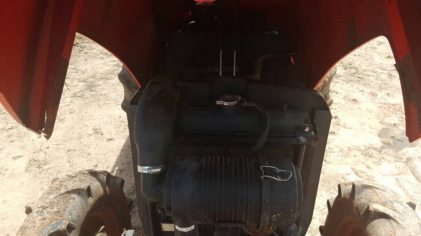 ขายรถไถ KUBOTA L3608 ปี 55 ใช้งานน้อยแค่ 1,000 ชม. เอกสารเล่มทะเบียนครบ อุปกรณ์มีโรตารี่ ผาน 5 และผานดันหน้าครับ