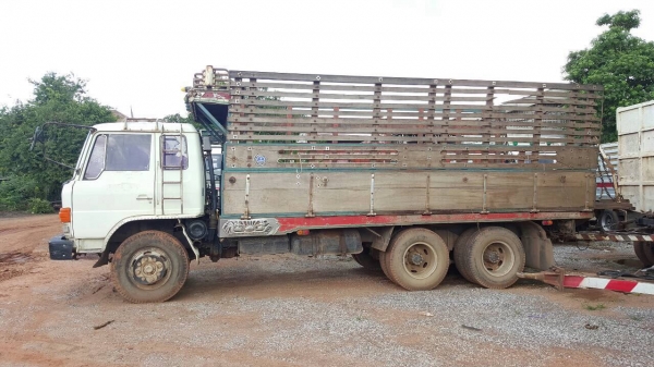 ขาย 10 ล้อ 2 เพลา HINO FM187LA มีระบบลำโพงลากพ่วง คัสซีสวยตลอดเส้น เครื่องเดิม HO7C 185 แรงม้า เกียร์ HO สโลว์เดิม เบรคลมดัน พวงมาลัยพาวเวอร์ ทะเบียนพร้อมโอนครับ