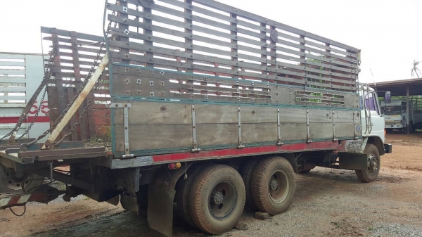 ขาย 10 ล้อ 2 เพลา HINO FM187LA มีระบบลำโพงลากพ่วง คัสซีสวยตลอดเส้น เครื่องเดิม HO7C 185 แรงม้า เกียร์ HO สโลว์เดิม เบรคลมดัน พวงมาลัยพาวเวอร์ ทะเบียนพร้อมโอนครับ