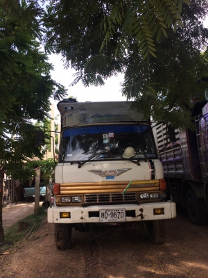 ขายด่วน HINO FL177LA รถล่องกระบะเหล็ก ราคา 450,000 -.