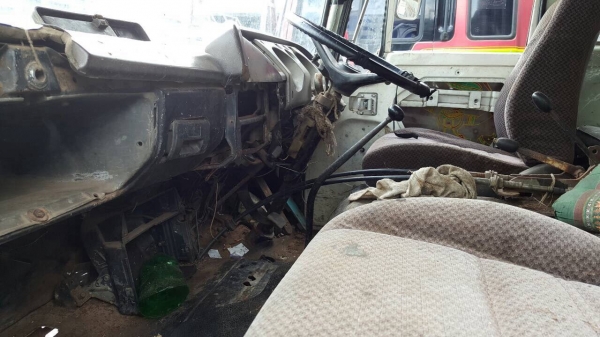 ขาย 10 ล้อ 2 เพลา HINO KT929 เปลี่ยนช่วงล่างใหญ่ เครื่อง EL100 200 แรงม้า เกียร์ใหญ่ สโลว์กลาง เบรคทิฟฟี่ พาวเวอร์ ทะเบียนพร้อมโอนครับ