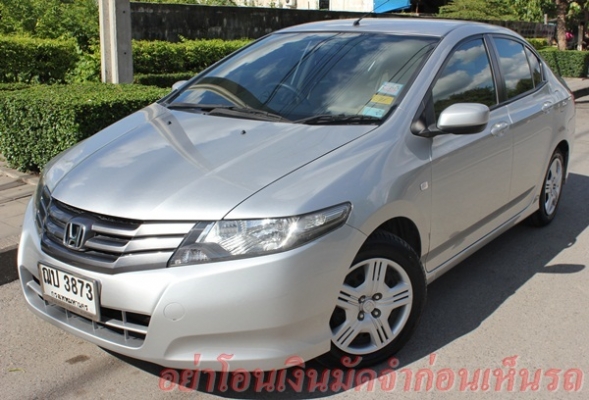 มือเดียว ไมล์น้อย 90,xxx เบาะหนัง พร้อมLPGหัวฉีดอย่างดี