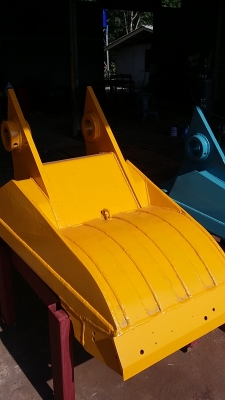 ขาย บุ้งกี้ สับต้นปาล์ม ปากคีบไม้ แบคโฮ  ทุกรุ่นครับ 093-7282709