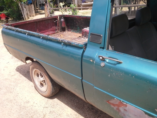 ถูกสุดในเวปถูกกว่ามอไซต์ครับ  สำหรับรถบรรทุกเล็ก มาสด้าน้อย เครื่อง เกียร์ ช่วงล่างเดิมๆ ถูกๆเข้านาเข้าไร่ สภาพพร้อมใช้งาน มีเฉพาะเอกสารซื้อขายครับ