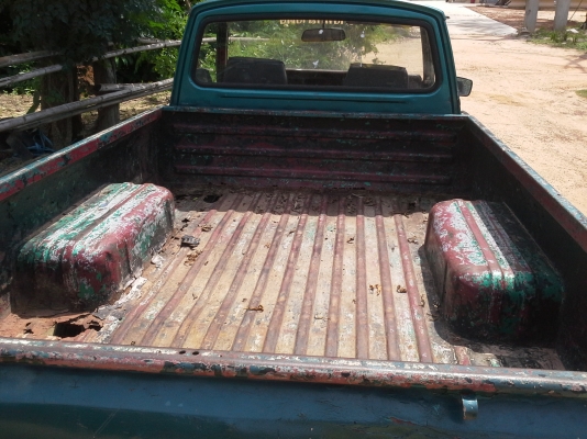 ถูกสุดในเวปถูกกว่ามอไซต์ครับ  สำหรับรถบรรทุกเล็ก มาสด้าน้อย เครื่อง เกียร์ ช่วงล่างเดิมๆ ถูกๆเข้านาเข้าไร่ สภาพพร้อมใช้งาน มีเฉพาะเอกสารซื้อขายครับ