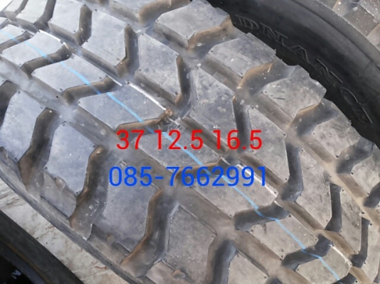 ยาง 37" Humvee 37/12.5/16.5 สวยใหม่ ยาง 37" Humvee 37/12.5/16.5 สวยใหม่
