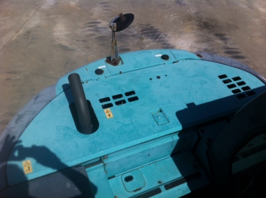 รถขุด Kobelco SK135SR-1ES จากญี่ปุ่น สนใจโทร. 080-6565422 (หนิง)