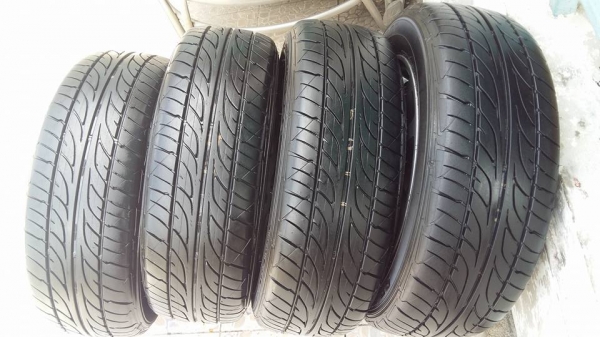 ขายล้อแม็ก civic dimension 15" พร้อมยางปี12 สนใจติดต่อเล็กคลองสามครับ 081-3747940