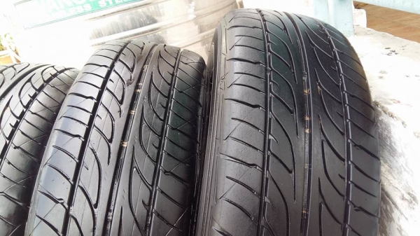 ขายล้อแม็ก civic dimension 15" พร้อมยางปี12 สนใจติดต่อเล็กคลองสามครับ 081-3747940