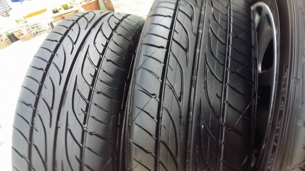 ขายล้อแม็ก civic dimension 15" พร้อมยางปี12 สนใจติดต่อเล็กคลองสามครับ 081-3747940