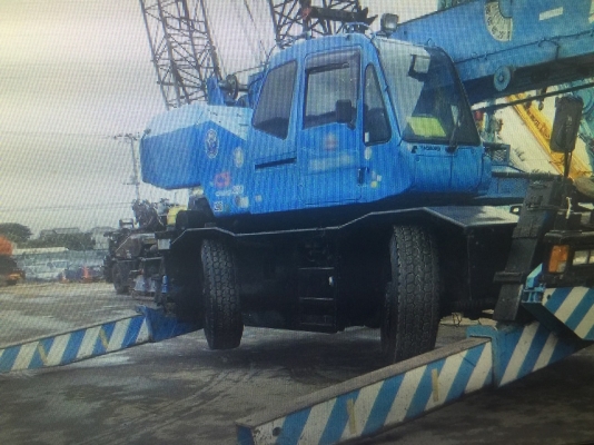 ขายรถเครน TADANO TR250M-6 ขายรถเครน TADANO TR250M-6