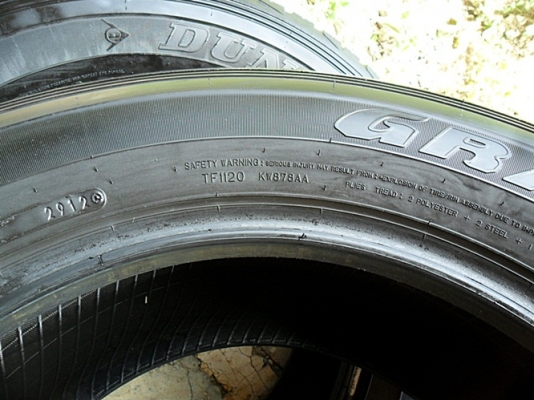 ยาง17 ดันล็อป 265-65-R17ลงพื้นปี13 (4เส้น 2,600บ)