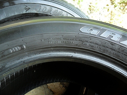 ยาง17 ดันล็อป 265-65-R17ลงพื้นปี13 (4เส้น 2,600บ)